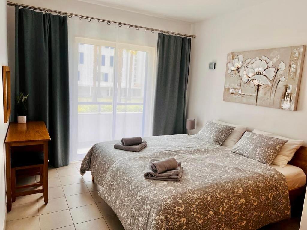 Angies Marina Apartment, Includes 2 Free Passes For The Marina Pool Lagos Luaran gambar