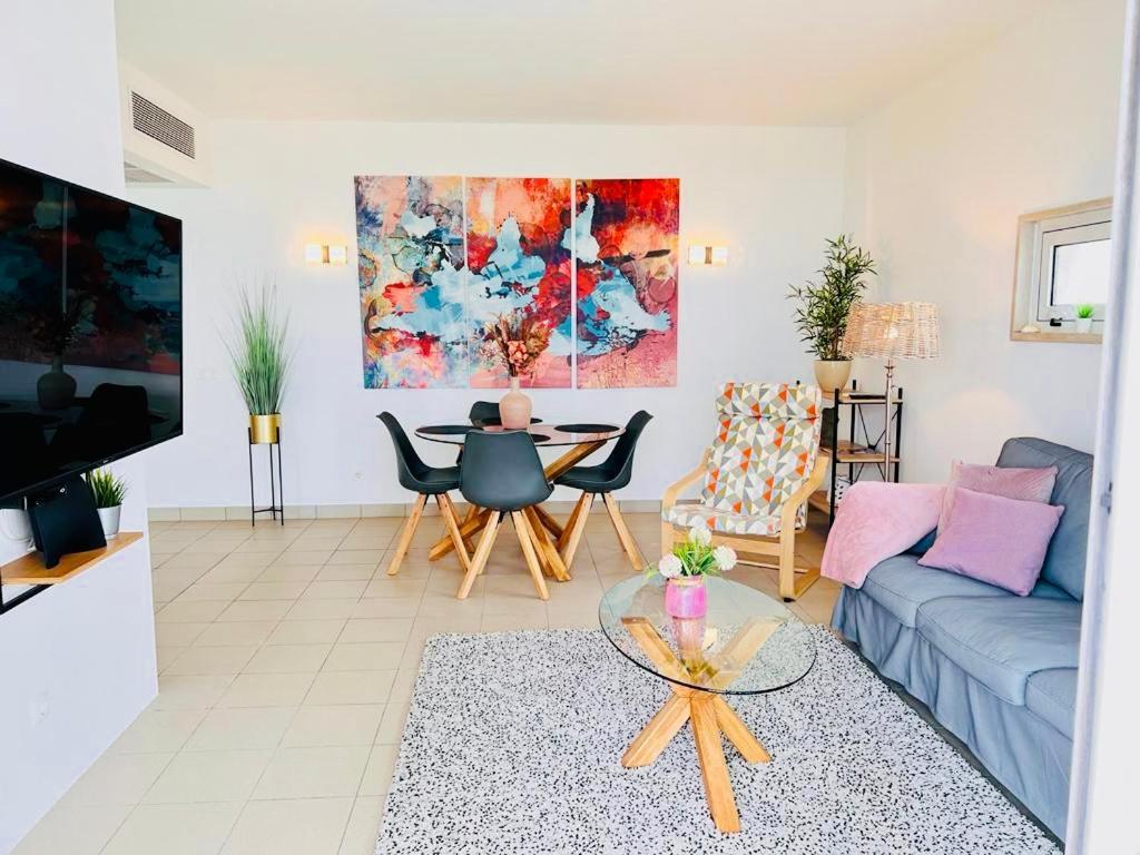 Angies Marina Apartment, Includes 2 Free Passes For The Marina Pool Lagos Luaran gambar